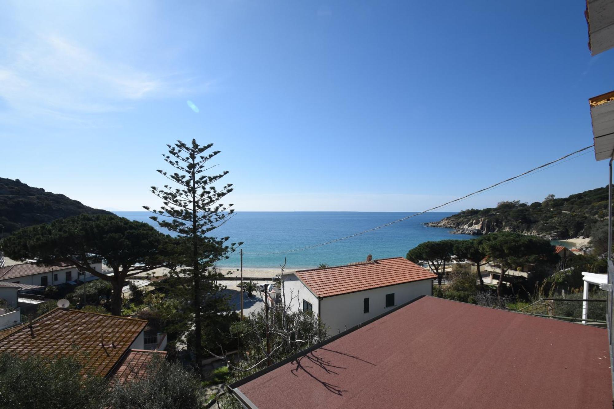 Appartamenti Cavoli - Vista Mare Con Terrazze, Clima E Posti Auto Spiaggia di Cavoli Exteriér fotografie